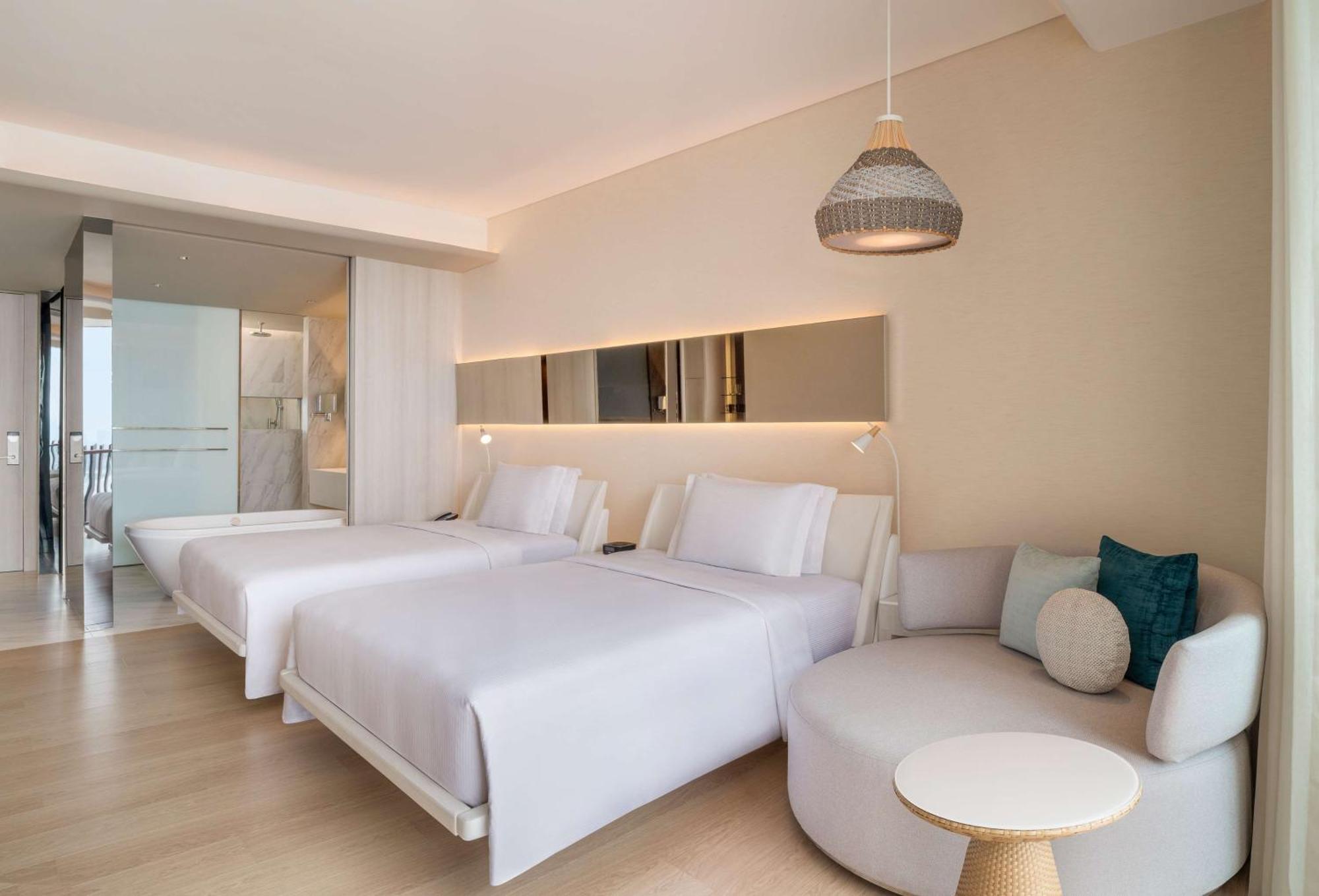 Отель Hilton Паттайя Экстерьер фото Deluxe room