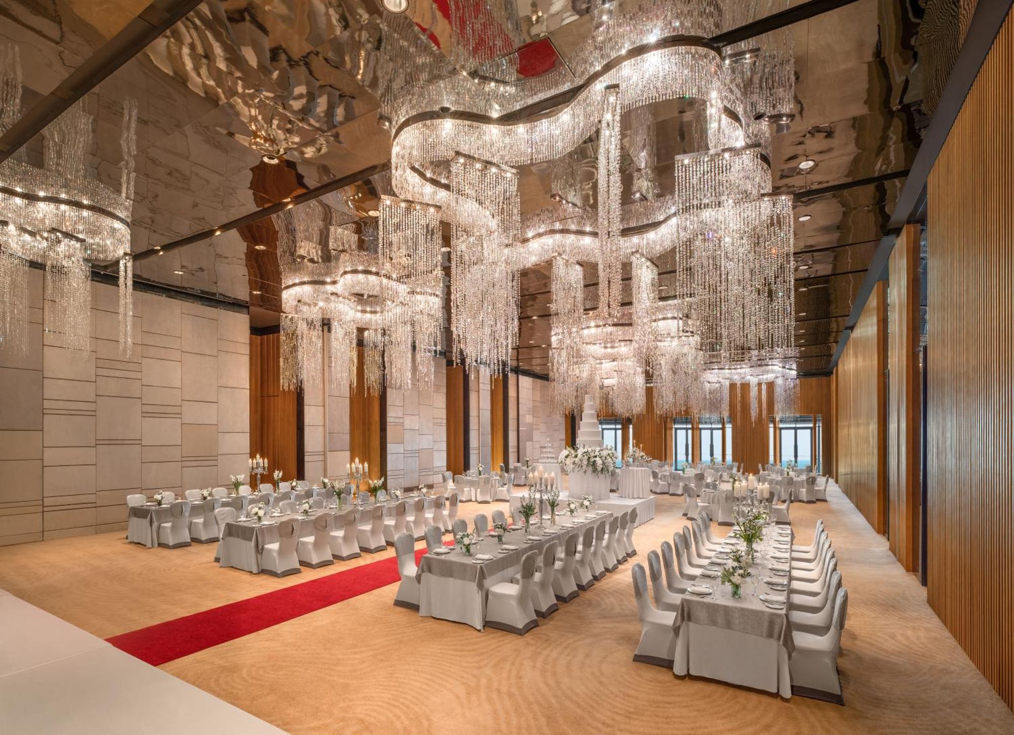 Отель Hilton Паттайя Экстерьер фото The Grand Ballroom